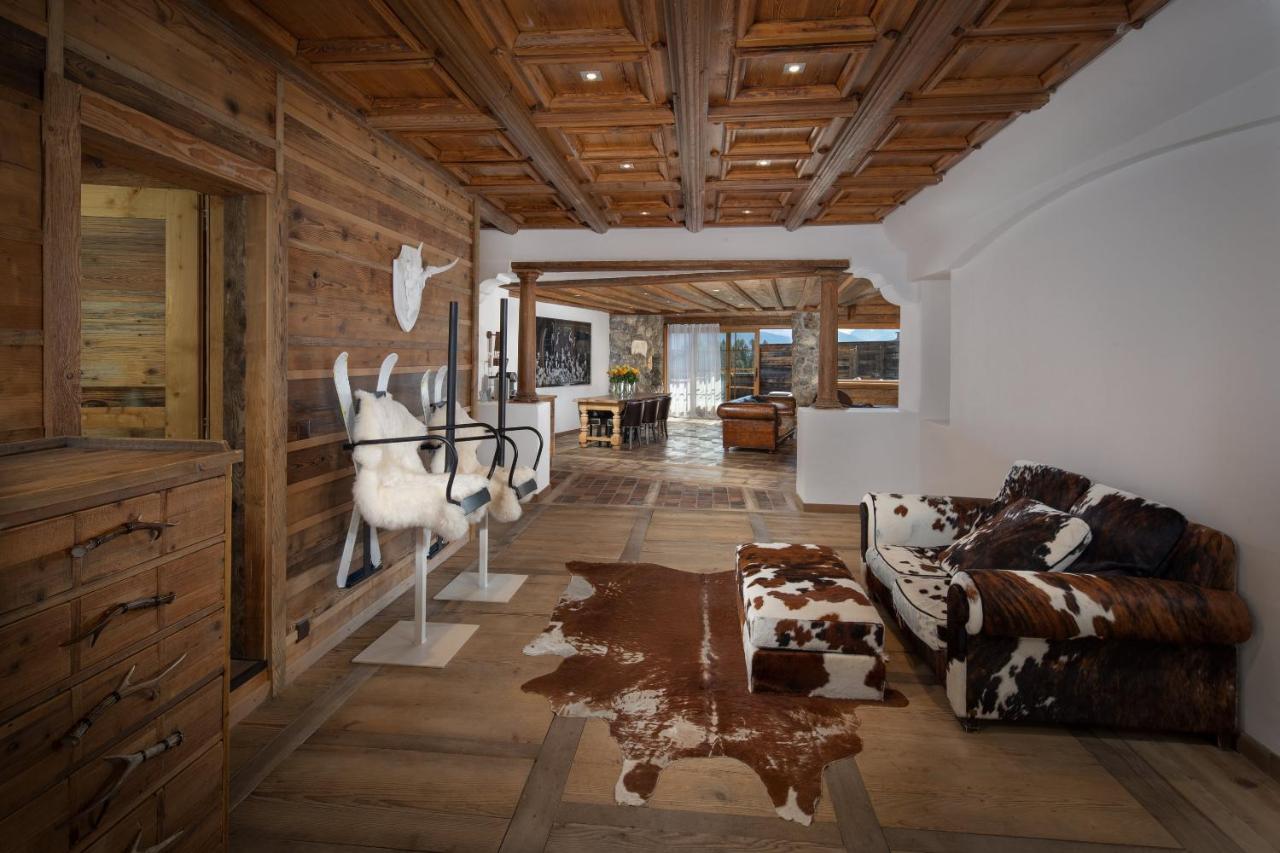 Hostellerie Du Pas De L'Ours "Relais Et Chateaux" Кранс Монтана Екстериор снимка