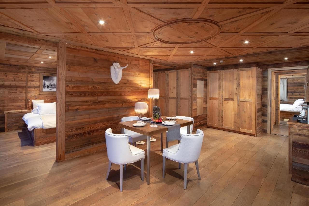Hostellerie Du Pas De L'Ours "Relais Et Chateaux" Кранс Монтана Екстериор снимка