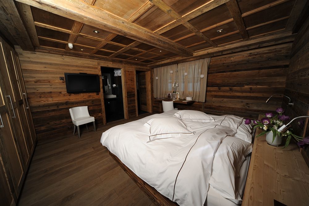 Hostellerie Du Pas De L'Ours "Relais Et Chateaux" Кранс Монтана Екстериор снимка