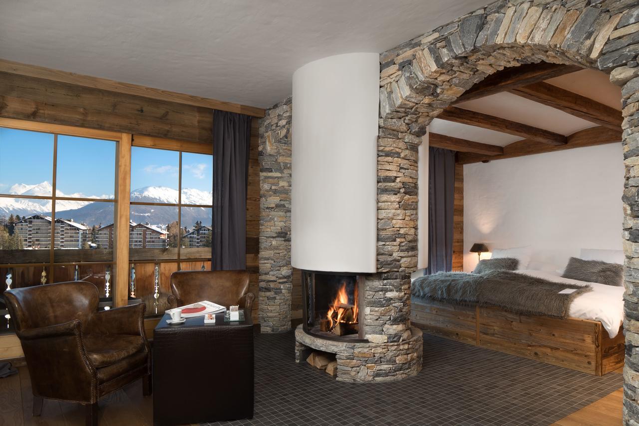 Hostellerie Du Pas De L'Ours "Relais Et Chateaux" Кранс Монтана Екстериор снимка