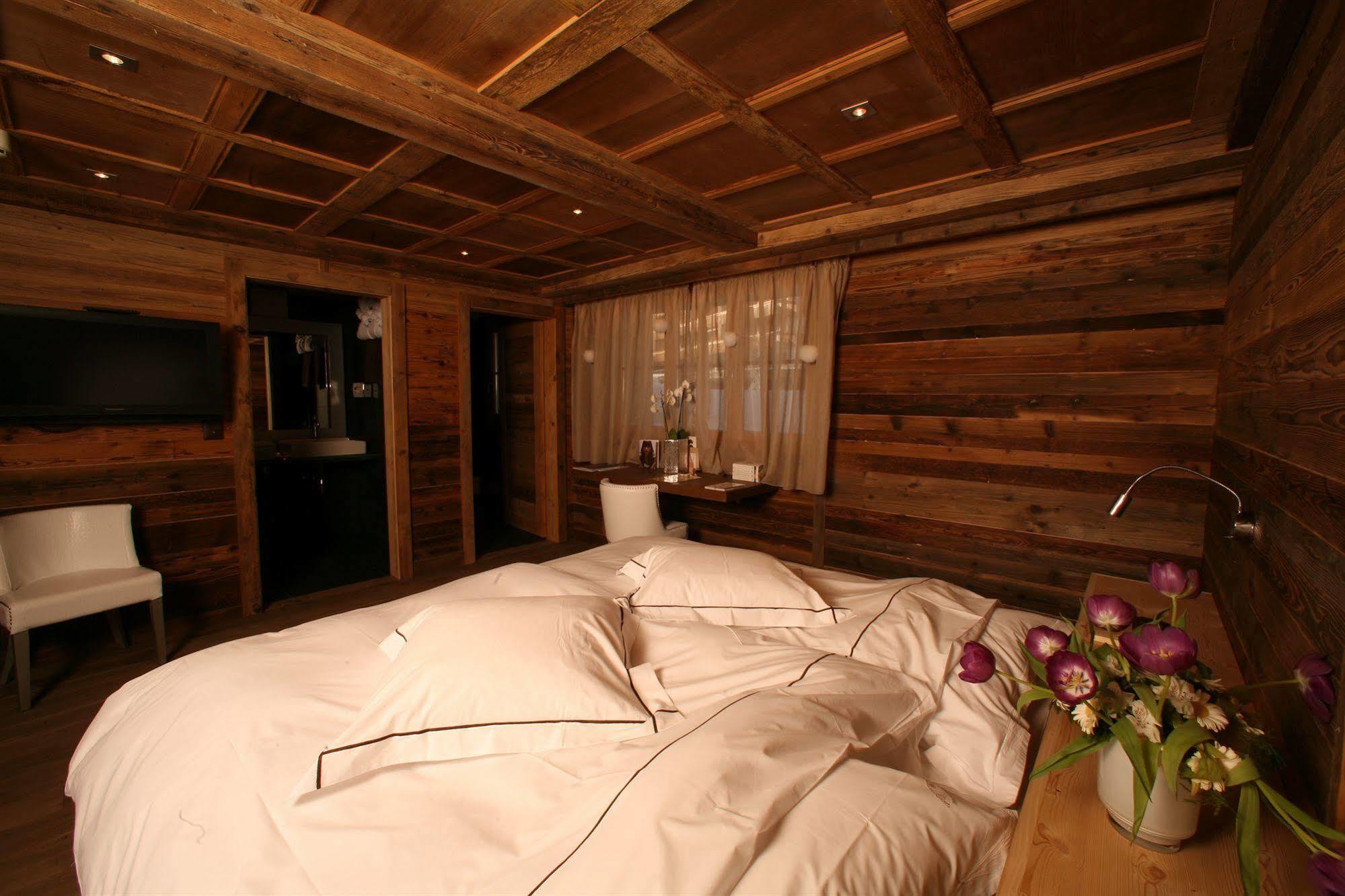 Hostellerie Du Pas De L'Ours "Relais Et Chateaux" Кранс Монтана Екстериор снимка
