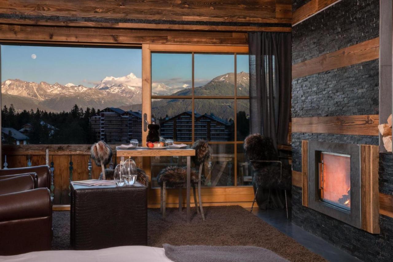 Hostellerie Du Pas De L'Ours "Relais Et Chateaux" Кранс Монтана Екстериор снимка